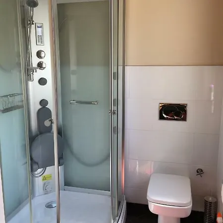 Leon Apartment Bonn